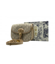 Christian Dior сумка Bobby Montaigne бежевая